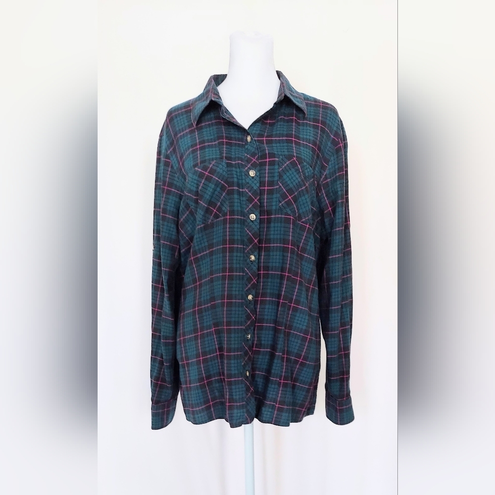 L.L. Bean Long Sleeve Roll Tab Button Up Plaid Shirt Purple Blue Womens Medium